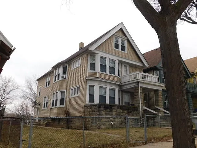 2857 N 2nd St — Photo 5