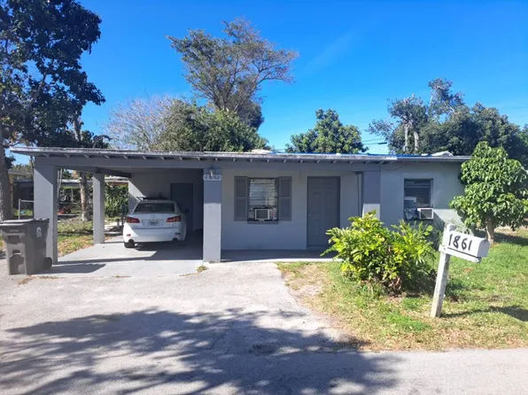 1861 Bomar Dr, North Palm Beach, FL 33408