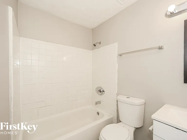 1292 Brookvale Dr — Photo 14