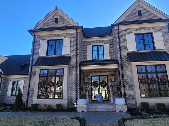 2nd image of 2426 Allelon Woods Ln