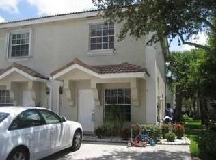 765 SW 122nd Ter, Pembroke Pines, FL 33025