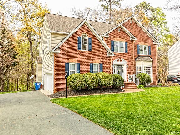3rd image of 10405 Morning Dew Ln