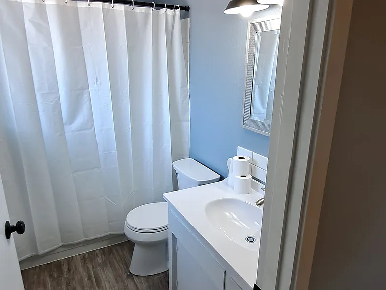 1316 S Woodlawn St — Photo 40