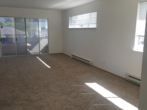 4th image of 722 Purissima St #2