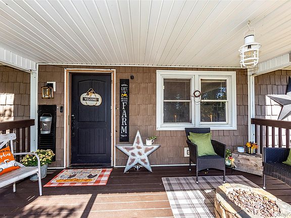 3rd image of 39 Birch Hill Road