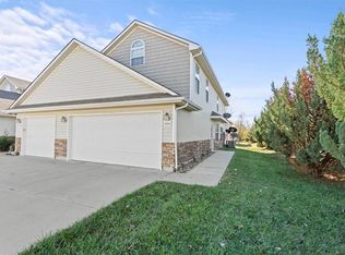 21024 Millridge St, Spring Hill, KS 66083