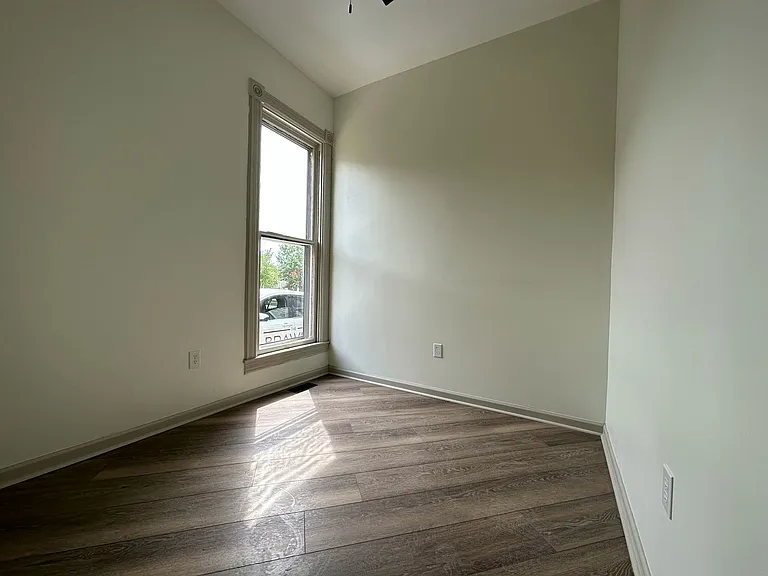 514 W Kirkwood Ave — Photo 22