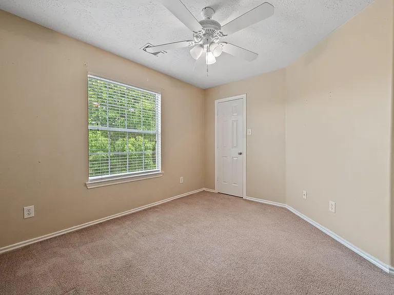 8714 Thistlemoor Ln — Photo 13