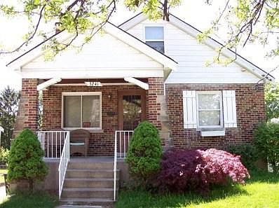 1st image of 3241 Vittmer Ave