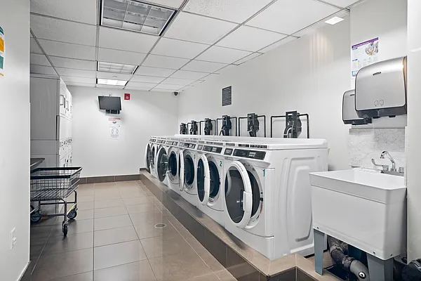 Rented by Douglas Elliman | media 15