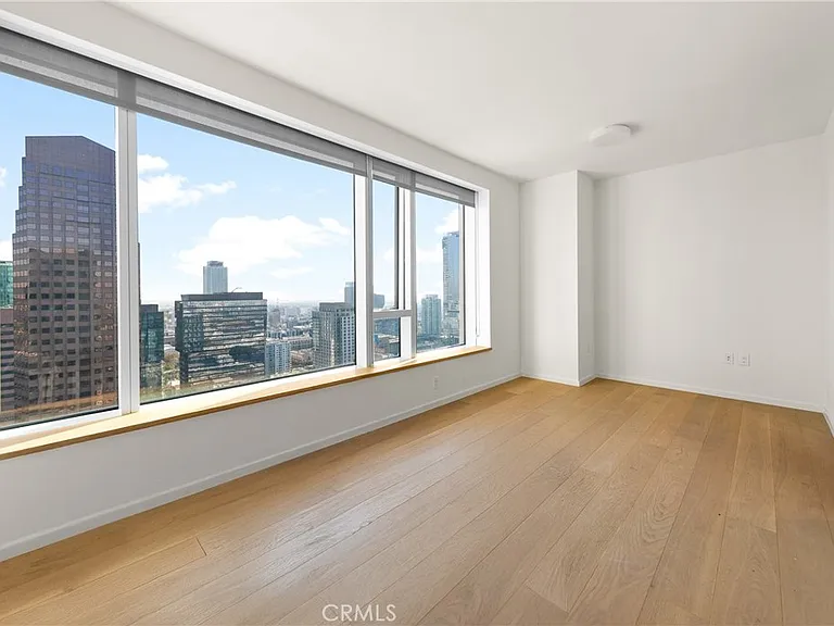 889 Francisco St #3305 — Photo 4