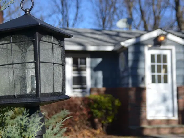 4 Orchard St, Stockholm, NJ 07460