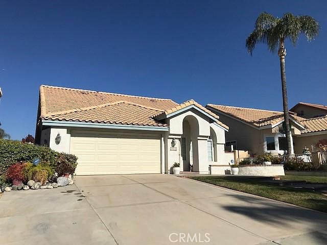 1st image of 34946 Shadowwood Dr