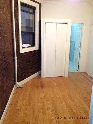 Rented by FirstService Realty (legacy) | media 14