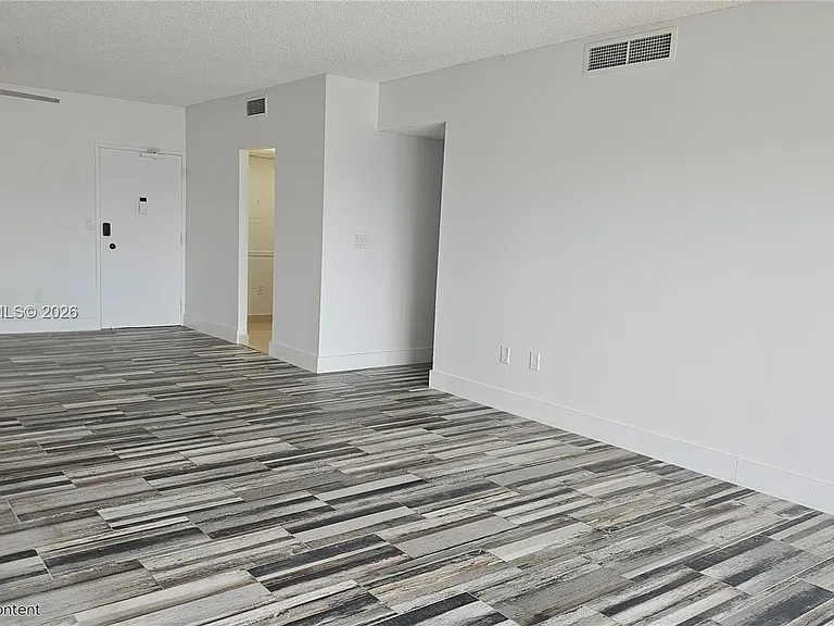 1980 S Ocean Dr #22G — Photo 23