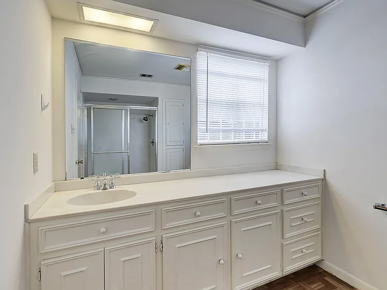 4002 Portsmouth Ave — Photo 12