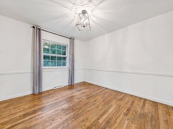 2nd image of 3777 Tomley Dr