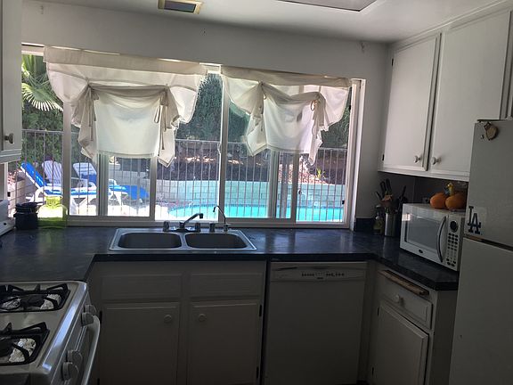 3rd image of 29118 Lotusgarden Dr