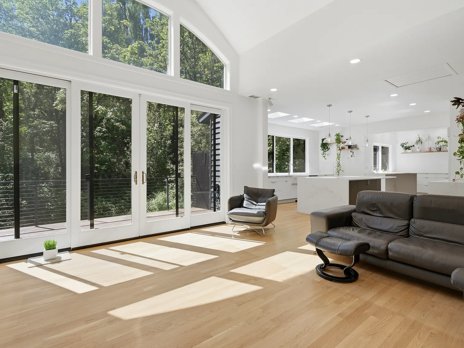 227 Northwest Seblar Drive - 1 — Photo 3