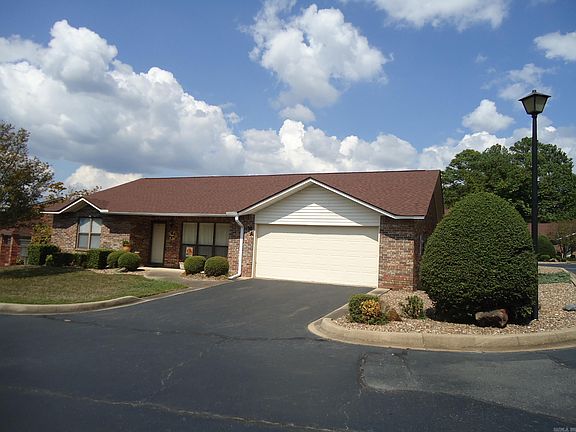 2nd image of 124 Corporate Ter APT 14A