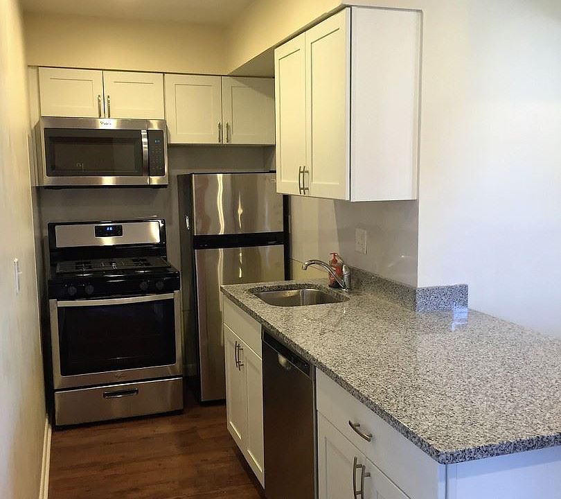 2nd image of 31 Chittenden Ave APT 8