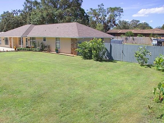 3rd image of 1316 Walker Cir E