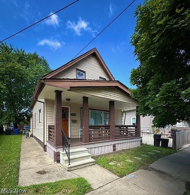 1st image of 3226 W 54th St