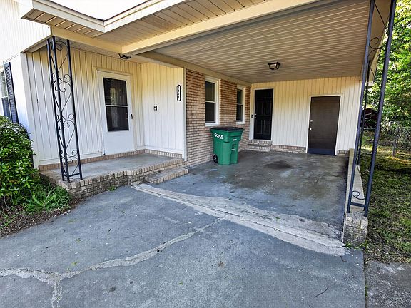 4th image of 1411 Hemlock St