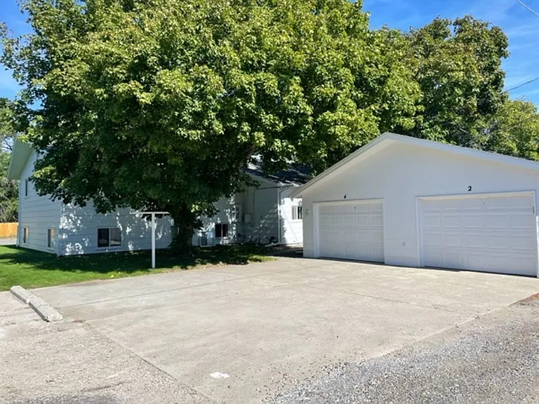 1404 Yellowstone Ave — Photo 9