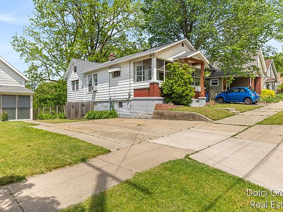 2nd image of 443 Cedar St NE