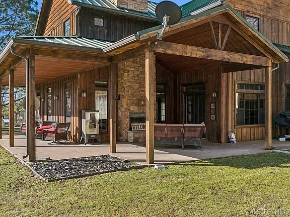 4th image of 740 Maplebrook Rd