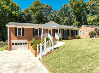 2634 Weymoth Rd, Winston Salem, NC 27103