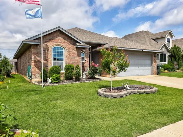 2336 Snapper Ln, Midwest City, OK 73130