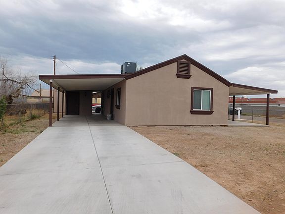 4th image of 1922 E Pueblo Ave