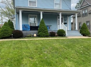 372 W North Ave, East Palestine, OH