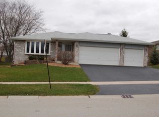 518 Jaquays St, Lockport, IL 60441