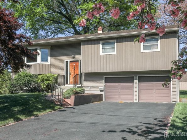 17 Wellington Rd, East Brunswick, NJ 08816