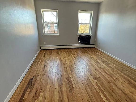 2nd image of 170 Bay 44th St Floor 3