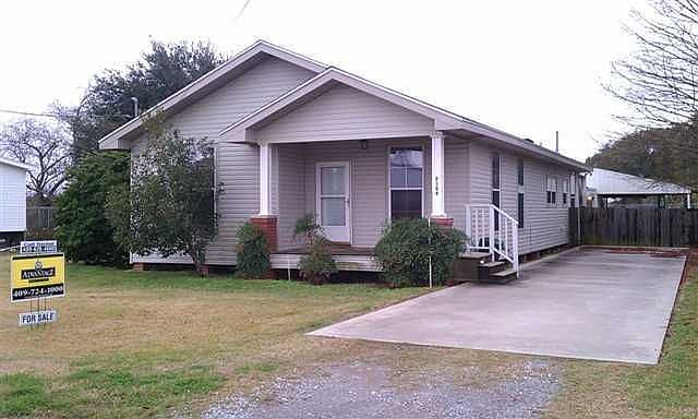 1st image of 2109 Peterson St