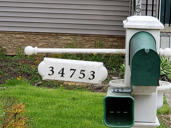 4th image of 34753 N Holman Ave