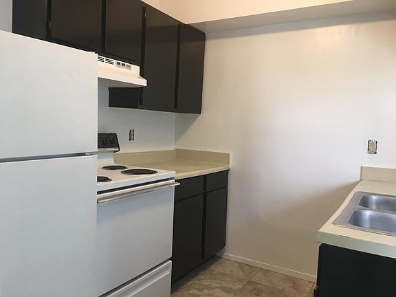 3rd image of 808 Charles Barker Ave APT 413