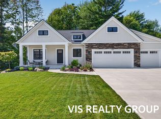 16351 Wickshire Pl #75, Spring Lake, MI 49456