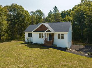 1365 Sanford Rd, Wells, ME 04090