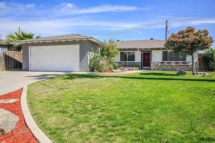 3608 Timberline St photo 1