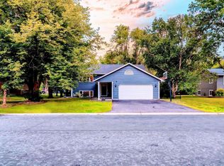 2601 Emerald Ln, Shakopee, MN 55379
