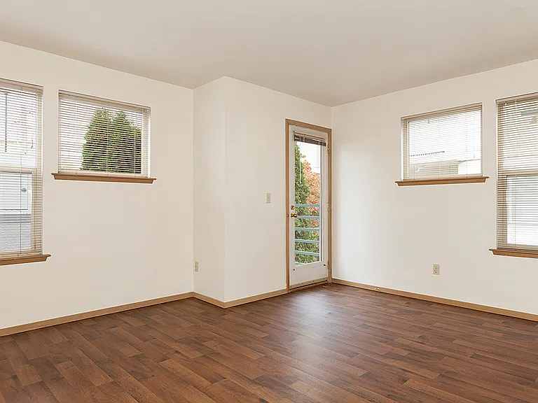 Oswego Apartments - Located on the east banks of Green Lake — Photo 8