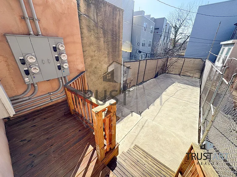 910 N 41st St #1 — Photo 12