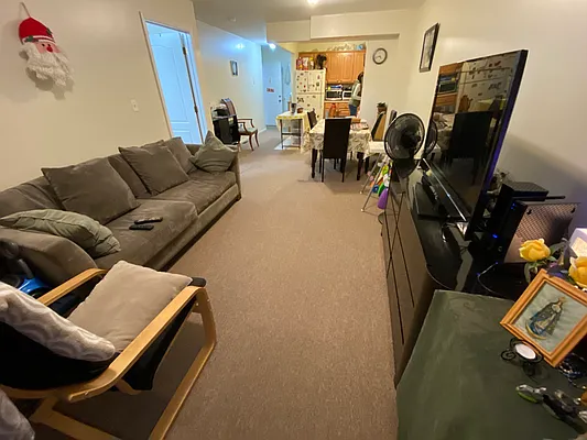 Rented by Voro, LLC | media 4