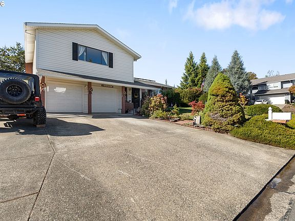 2nd image of 2196 NW Andrea St