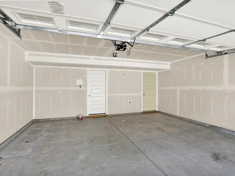 7006 Equality Blvd — Photo 29